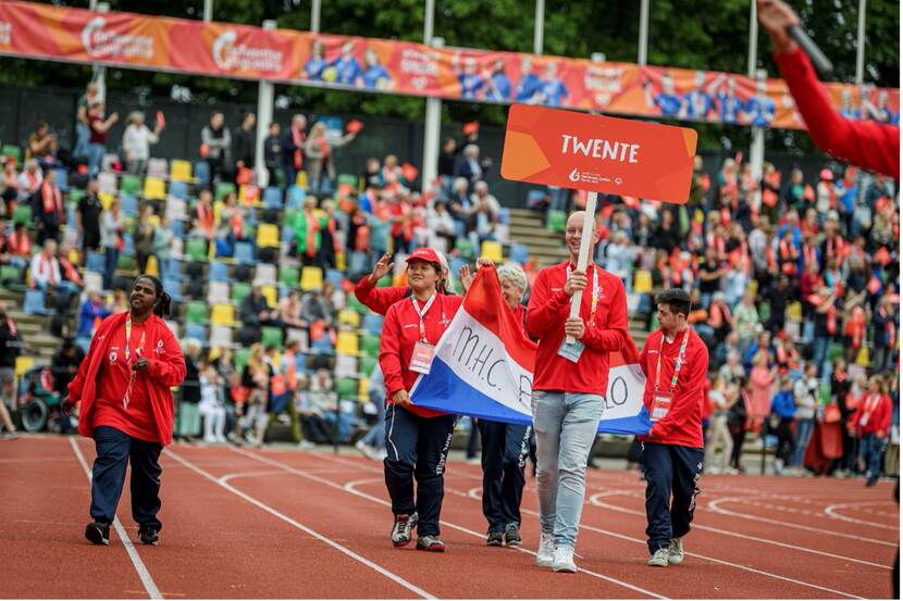 Foto van het Nederlandse team van de Special Olympics