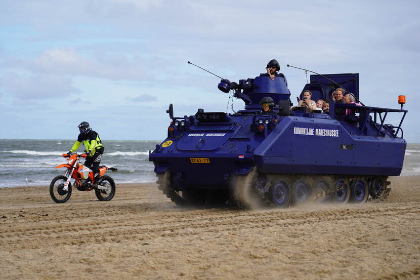 Prinsjesdag strandoefening 3